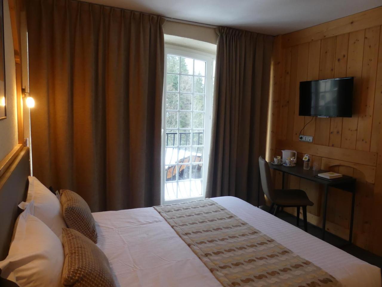 Aux Truites Bleues Hotel Fort-du-Plasne Luaran gambar